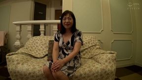 Mature woman's first AV shot - Devouring pleasure