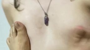 a good tit massage with feet and oiled ????