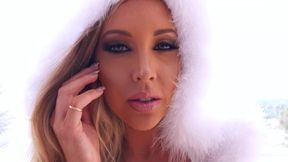 Samantha Saint's sultry blonde anal allure captivates with raw, interracial charm