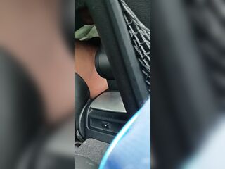 ROE - Day trip quickie in public !