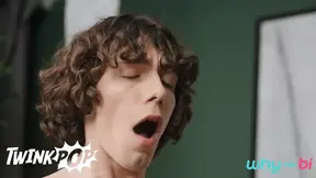 TWINKPOP - Aften Opal Sucks Cristiano′s Cock🍆 As Drake Von Pounds Her Ass🍑