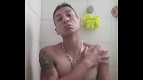 Ba&ntilde_o Caliente GAY