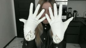 New video white leather gloves MP4 HD 720p