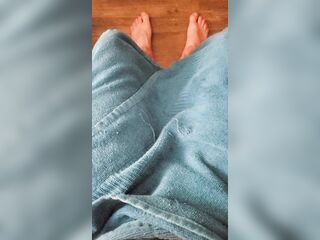 I Show My Weenie To The World