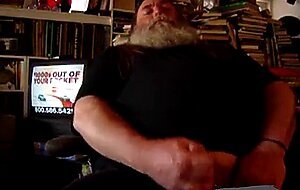 Daddy Bear Jerks Off Solo