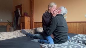 natural, fun and real morning sex of wildspaincouple