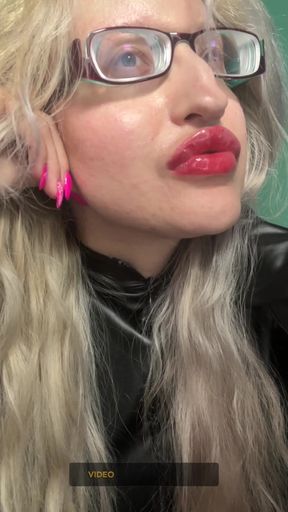 Show Me Your Tongue!