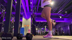 forbidden gym bathroom ritual - yellow piss & climax