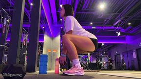 forbidden gym bathroom ritual - yellow piss & climax
