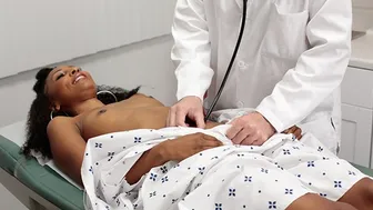 Young Patient Seduced By Doctor During Steamy Hospital Exam