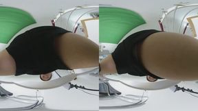 3DVR180 MIXUE pov's buttocks flatten the dwarf