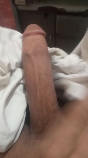 a sincere person, whether it is a woman, a girl, a shemale or a boy, and if he wants to have a relationship with my cock wi