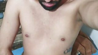 Masturbatie, creampie, cumshot, slikken, penissen – amateur homoseksuele sletten met grote penissen die anaal neuken