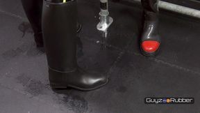 guyzin2rubber, rubber pig