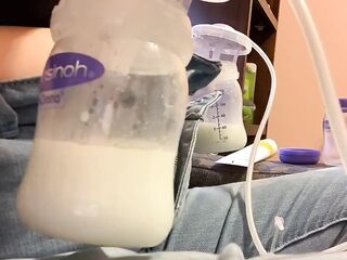Breastmilk pump time lapse