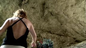 Tia Lane Blindfolds Her Man During Sex