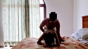 chiquita petite me deja invitarla a un hotel de oaxaca