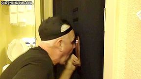 Homemade gaydaddy sucks gloryhole dick 4 cum in mouth