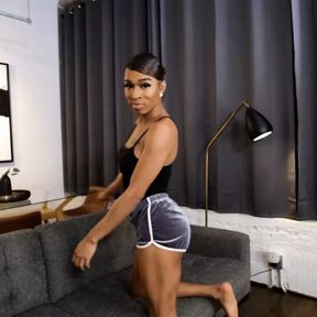 BLACK TGIRLS - Baad Girl Ari Wants To Play With You