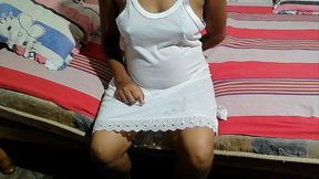 18+ Indian Campus Girl Came To My Room With lustful Thoughts And Inserted My Testicles In Her Vagina.