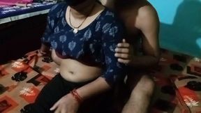 Desi romantic video in hindi.