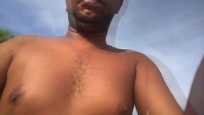082 the big black has a nice body ins t guys?