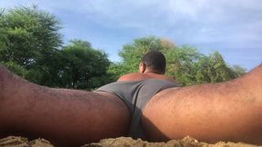 082 the big black has a nice body ins t guys?