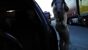 je montre mes seins a un routier