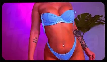 Sexy Fit Latina Sizzles in Bikini Dance Routine