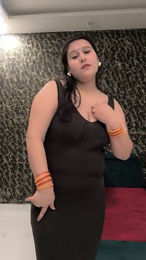 Puja Bhabhi Play with Big Boobs
