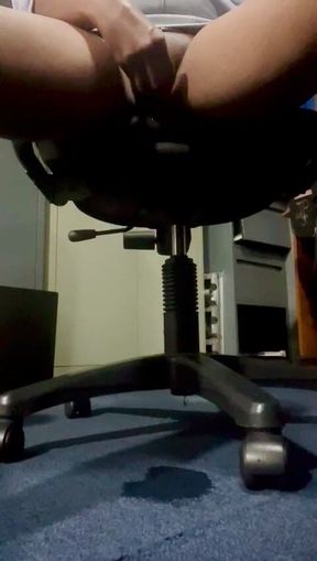 Office Masturbate I Came at Office