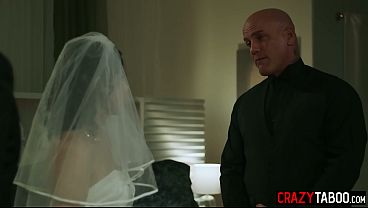 Teen bride Penelope Reed takes on big dick in hardcore fucking