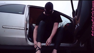Geile Heels im Auto anziehen ** Outdoor Fun **