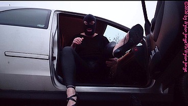 Geile Heels im Auto anziehen ** Outdoor Fun **