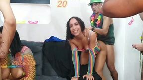 festa no salao com muitas mulhers gostosas carnaval 2024