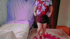 Hot Crossdresser With Perfect Body Dancing Sensually Tonight