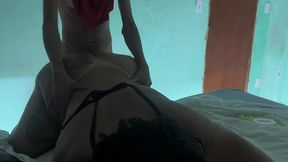 dei pra 3 negao e tomei bastante leitinho na casa de swing em bras de pina!!