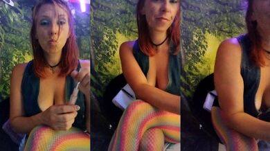 Molly Devine's wild deepthroat show