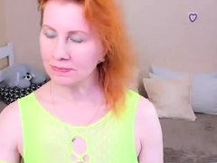 Big boobs milf masturbates with her dildo
