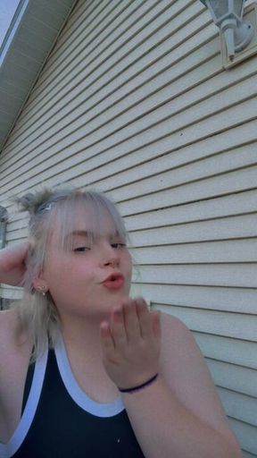 Kiss