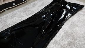Orgasms ass up in a black vacuum bed