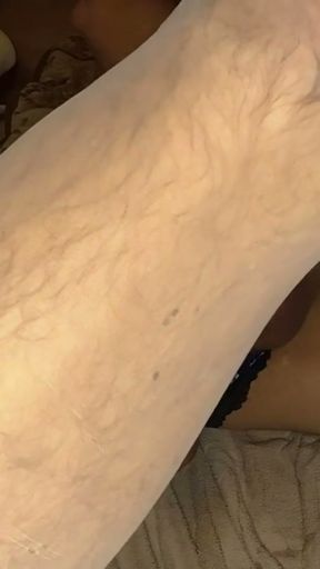 Sexy gets machine fucked till orgasmn   Clip 3