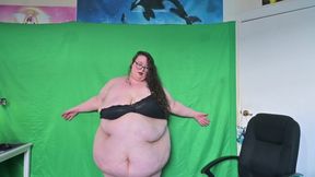 Sexy Goddess SSBBW Strip and Shake