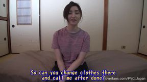She is a florist.

She applied to be a fetish model.

I put her in PVC-U-LIKE panties and a PVC raincoat and barebacked her.

She was so horny with clothes and her pussy was slimy wet.

Ella es una f…
