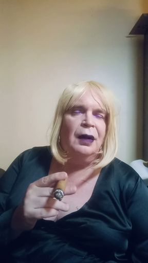 Part 5 - BBW TV discussing her many years in the BDSM and Kink world