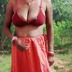 Horny Couple Outdoor Fuck In The Indian Forest