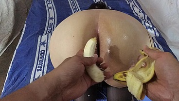 My man puts bananas and fruit juice in my asshole, mixes it inside with his cock fucking me and then I expel it to drink it