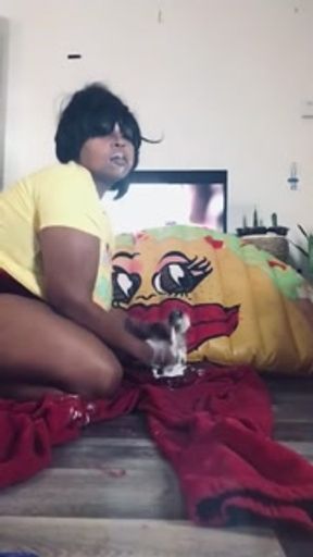 Delivery girl sucks Teresa Taco