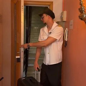 Beautiful Big-assed Flight Attendant Fucks the Pilot After a Long Flight