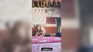 Pakistani sexy girl fucked on bed by her old age uncle xxx